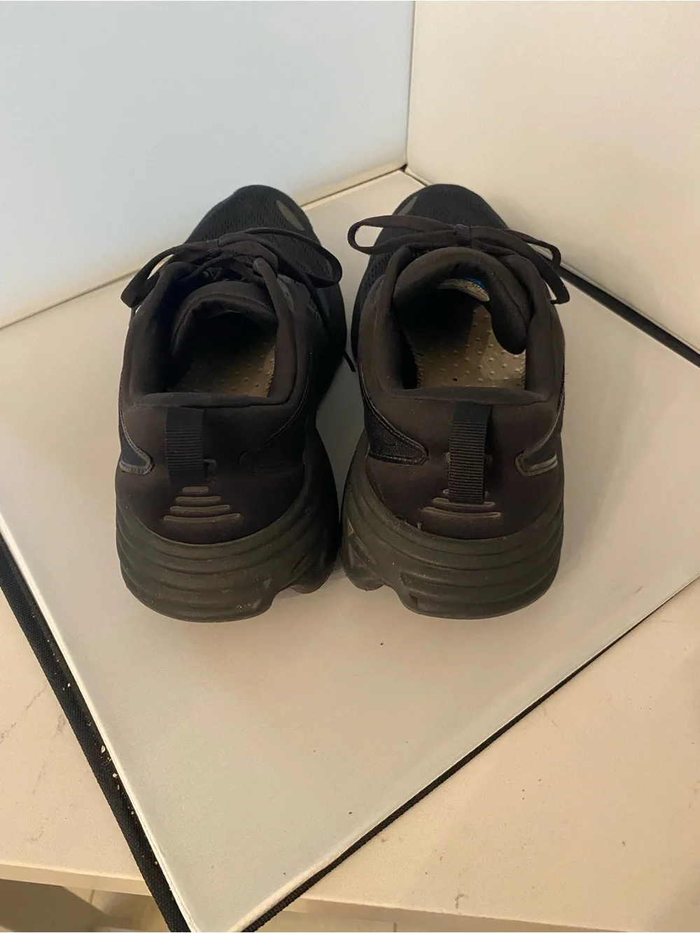 Hoka Men's Bondi 8 Black Athletic Running Shoes,size 10